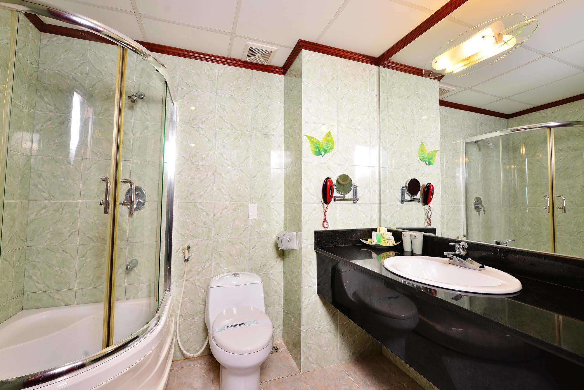 Grand Ha Long Hotel Luaran gambar